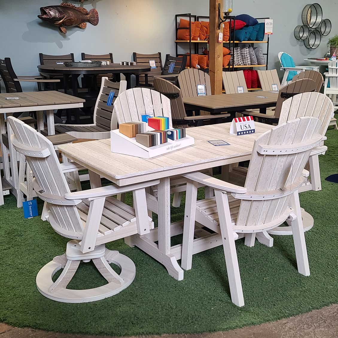 Berlin Gardens Garden Classic Seashell 66" Rectangle Dining Table